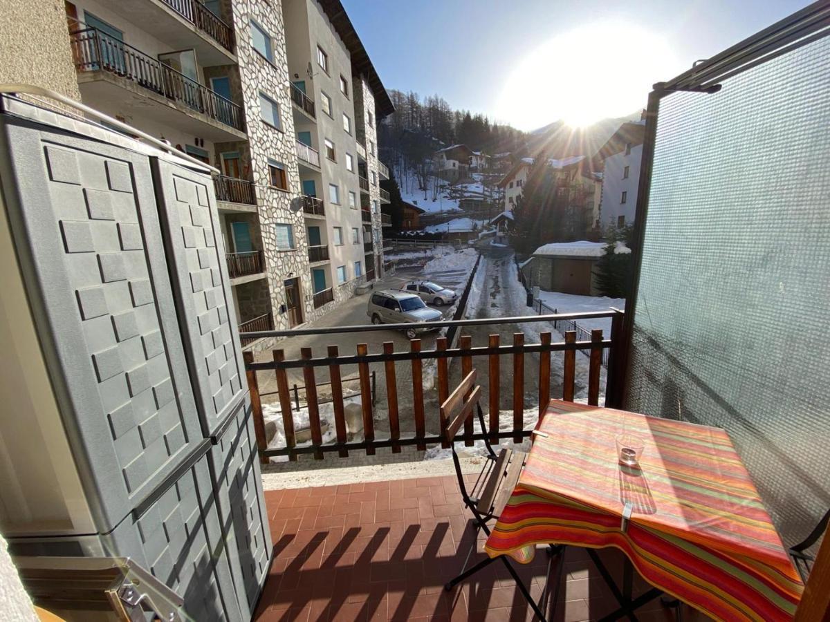 Il Piccolo Rifugio - Casa Valtournenche Apartamento Exterior foto