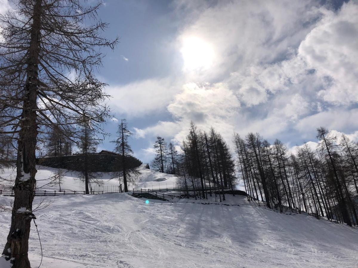 Il Piccolo Rifugio - Casa Valtournenche Apartamento Exterior foto
